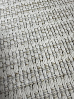TAPETE ARTESANAL LUMINE ALBA N OFF WHITE COM BEGE